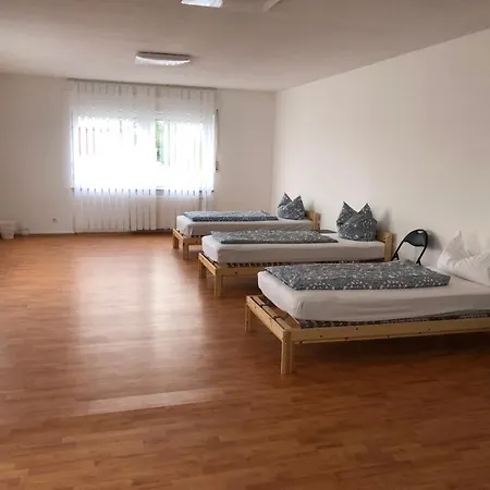 Zentrale In *