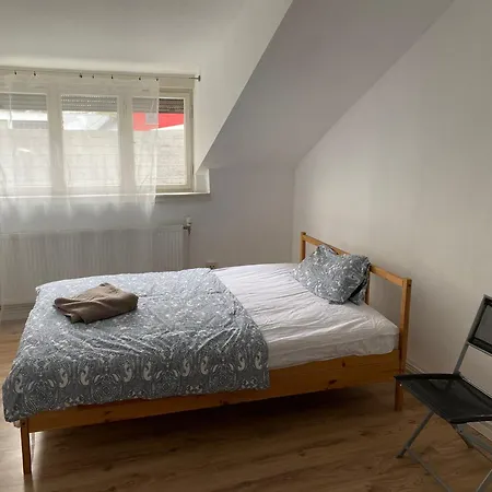 아파트 Zentrale In *