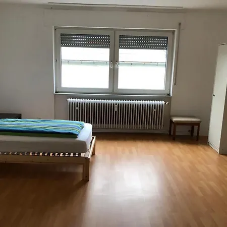 Zentrale In *