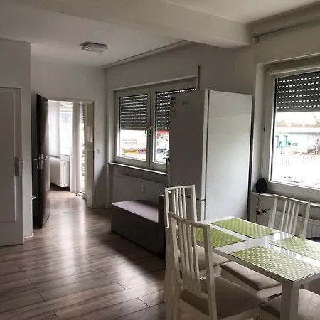 Zentrale In Апартаменты *